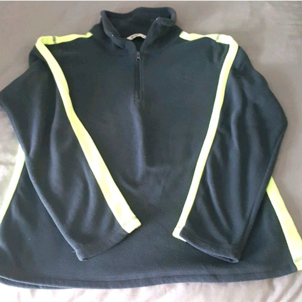 ⛄Old Navy cozy performance partial zip fleece - Picture 1 of 3